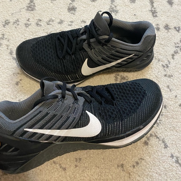 Nike Metcon 4 Black/Grey Size 8.5 - Picture 1 of 5